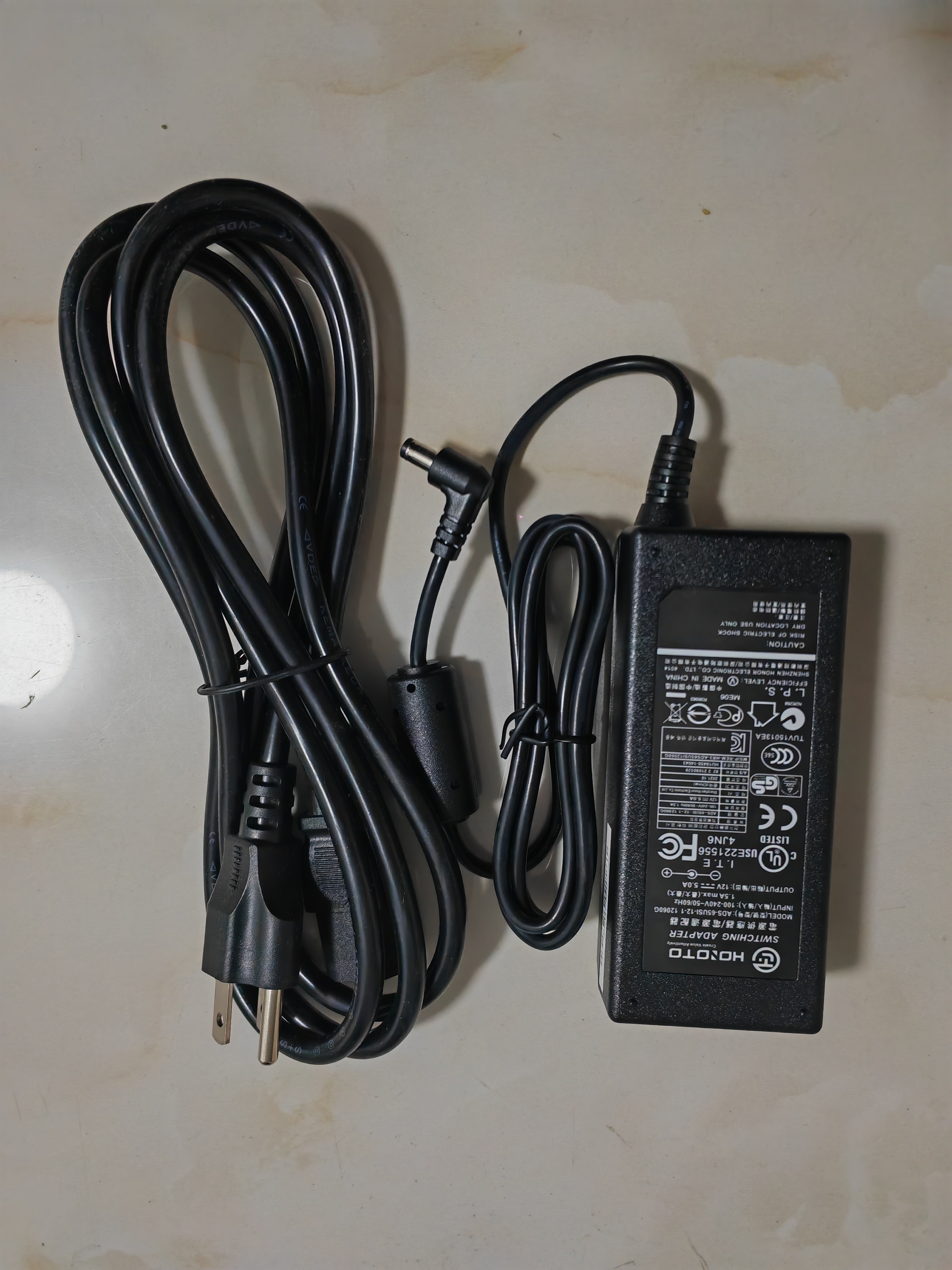 *Brand NEW* ADS-65USI-12-1 12060G HOIOTO 12V 5.0A POWER Supply AC DC ADAPTHE *Brand NEW* ADS-65USI-12-1 12060G HOIOTO 12V 5.0A POWER Supply AC DC ADAPTHE